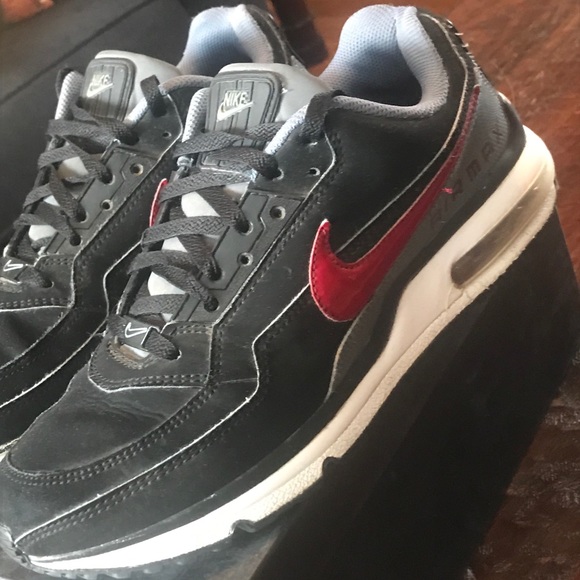 Nike Other - Men’s Nike Airmax size 10 good condition
